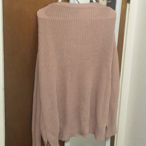 Pink sweater - Picture 3 of 3